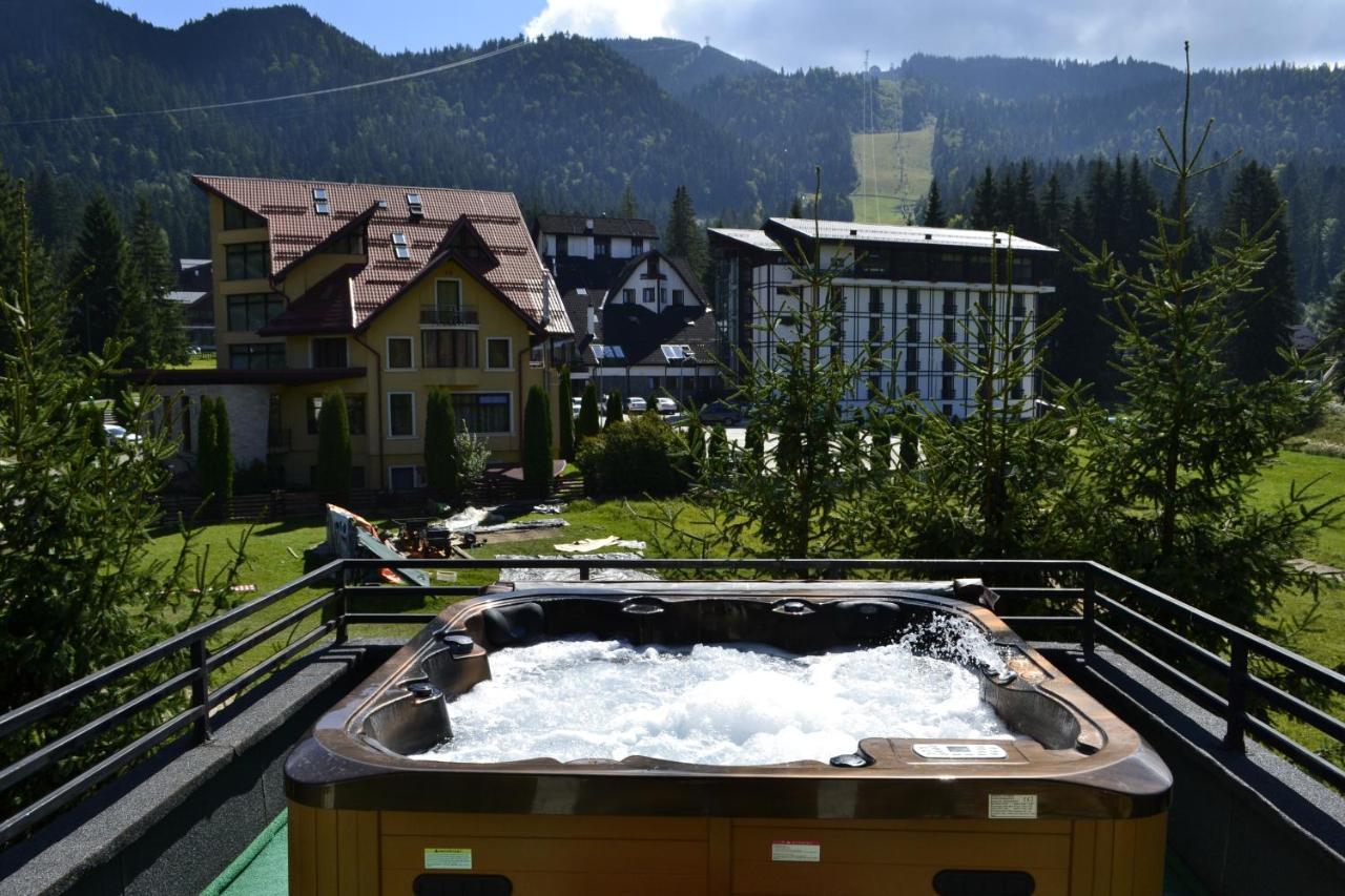 Casa Vinga - Restaurant&Jacuzzi Hotel Poiana Brasov Buitenkant foto